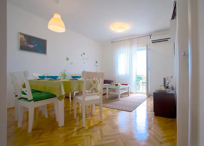 Apartament Luxe 3br *